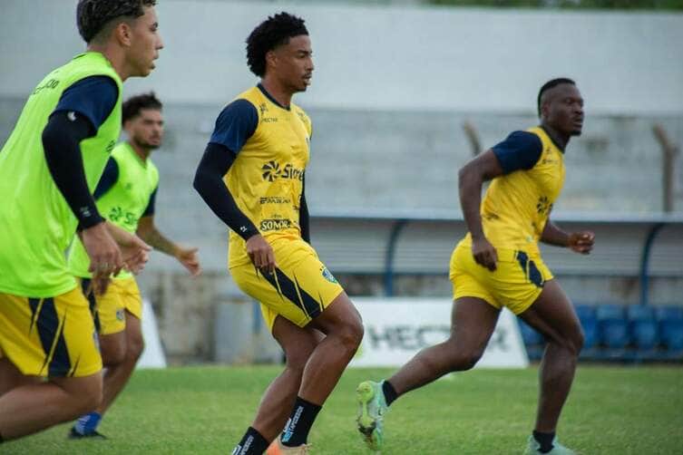 Nova Mutum x União Rondonópolis ao vivo; onde assistir neste sábado (22) pelo Mato-Grossense. Imagem: Eliseu Siqueira/Nova Mutum