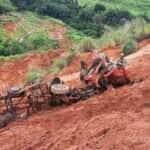 Bombeiros resgatam corpo de vítima de acidente na Serra de Deciolândia