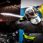 Corpo de Bombeiros extingue incêndio em depósito comercial em Alta Floresta