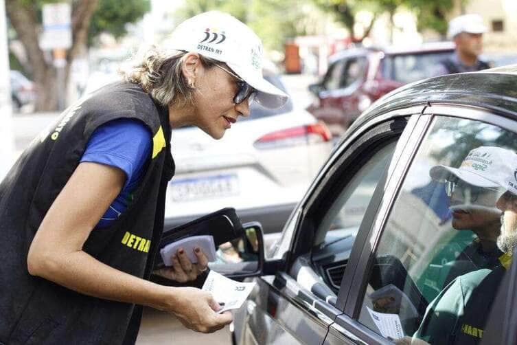 Detran Mato Grosso realiza acao educativa pre Carnaval na MT 251 nesta quinta feira 20