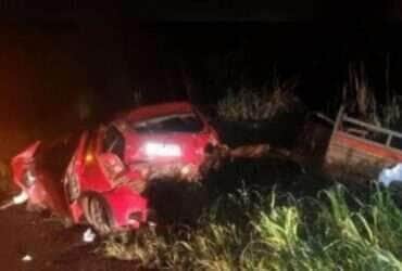 Idoso morre em colisão frontal entre carro de passeio e caminhão em Mato Grosso