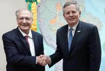 Brasília (DF), 14/02/2025 - Vice-Presidente da República Geraldo Alckmin Vice Presidente da República Geraldo Alckmin durante reunião com senador norte-americano Steve Daines, no Palácio do Planalto. Foto: Cadu Gomes/VPR