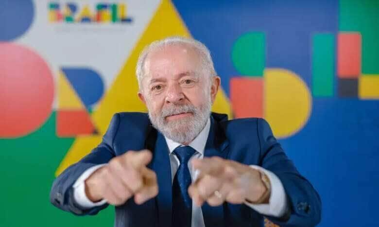 Brasília (DF), 05/02/2025 - Presidente da República, Luiz Inácio Lula da Silva, durante entrevista às rádios Itatiaia, Mundo Melhor e BandNewsFM BH, de Minas Gerais, na Residência Oficial da Granja do Torto. Foto: Ricardo Stuckert/PR