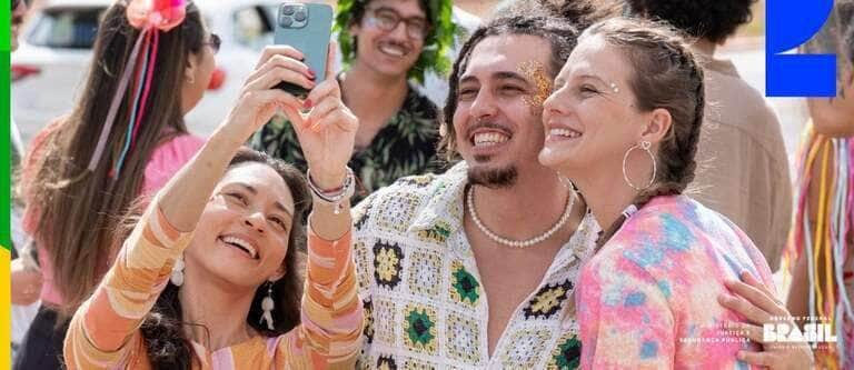 Celular Seguro: aprenda a usar e proteja seus dados na folia -