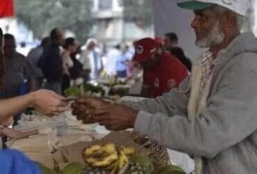 Rio de Janeiro -   O Movimento dos Trabalhadores Rurais Sem Terra (MST) realiza hoje e amanhã (25), no Largo da Carioca, no centro do Rio,a V Feira Estadual da Reforma Agrária Cícero Guedes. Na feira são comercializados frutas, verduras,