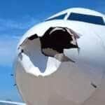 Rio de Janeiro (RJ), 20/02/2025 - Avião da Latam Airlines que partiu do Aeroporto do Galeão, no Rio de Janeiro, com destino ao Aeroporto de Guarulhos, em São Paulo, precisou retornar após colidir com um pássaro. Foto: Latam/Divulgação
