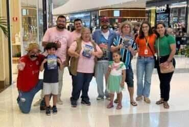 Blitz contra dengue movimenta Shopping de Sinop e orienta famíllias sobre importância da prevenção