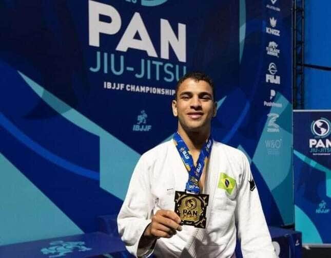 Bolsista de Mato Grosso conquista título de campeão Pan-Americano de Jiu-Jitsu