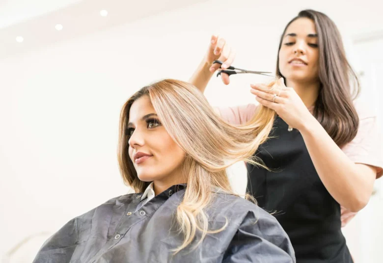 Calendário lunar de cortes de cabelo para março