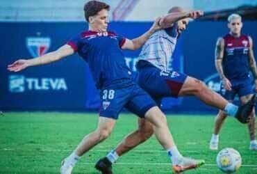 Fortaleza x CRB: onde assistir, escalações e tudo sobre o jogo decisivo da Copa do Nordeste. Imagem: Mateus Lotif_FEC