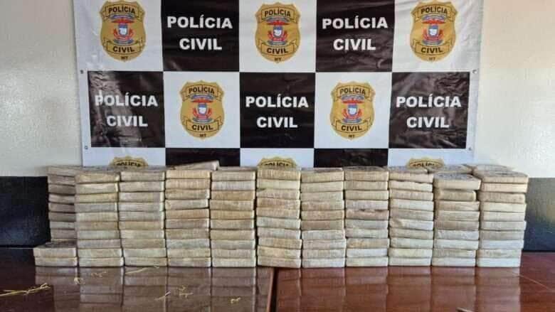 Policia Civil apreende 211 tabletes de pasta base de cocaina em Mirassol dOeste