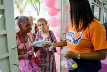 Restaurante Prato Popular em Cuiabá celebra o Mês da Mulher com almoço especial e kits de cuidados
