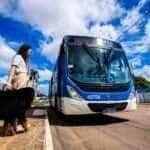Rondonópolis sanciona lei que permite cães de assistência no transporte público para pessoas com Transtorno do Espectro Autista