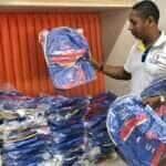 Setasc distribui kits escolares para crianças do Ser Família Criança em Poconé