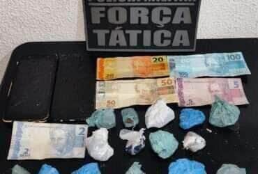 Força Tática prende dois suspeitos por tráfico de drogas em São José do Rio Claro