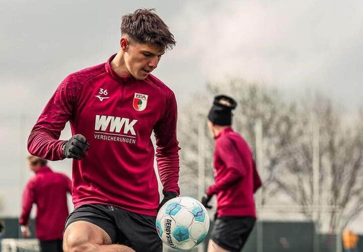 Augsburg x Bayern de Munique: onde assistir, escalações e tudo sobre o jogo da Bundesliga. Imagem: Divulgação Augsburg