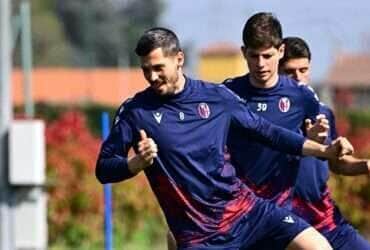 Saiba onde assistir Bologna x Napoli AO VIVO e confira as escalações do duelo pela 31ª rodada do Italiano. Imagem: Divulgação Bologna