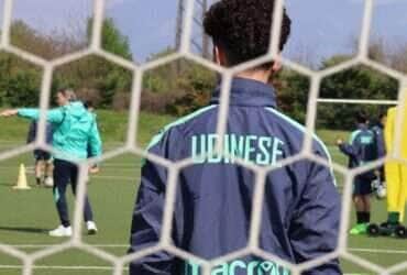 Udinese x Milan nesta sexta (11): onde assistir, escalações e tudo sobre o duelo decisivo da Serie A. Imagem: Divulgação Udinese