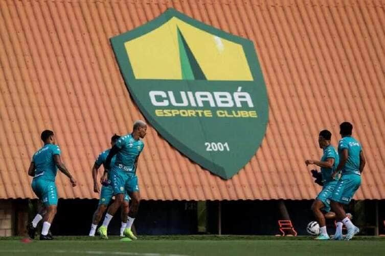 Estreia com contrastes: Volta Redonda x Cuiabá na Série B — onde assistir ao vivo e escalações. Imagem: AssCom Dourado