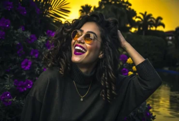 Felicidade feliz alegre mulher