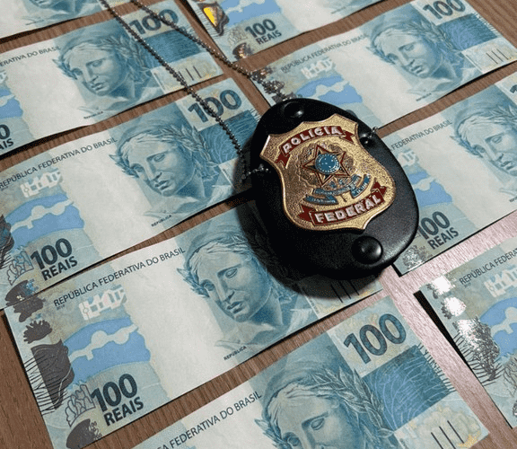 Polícia Federal prende foragido por distribuir cédulas falsas pelos Correios