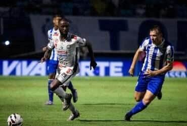Operário x Paysandu: Onde assistir ao vivo, prováveis escalações e tudo sobre o duelo da Série B. Imagem: Victoria Sellares • OFEC