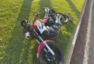 Motociclista fica ferido em colisão com carro no bairro Alvorada, em Lucas do Rio Verde