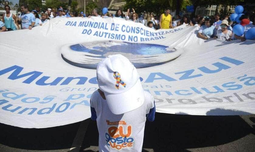 Rio de Janeiro - 8ª Caminhada do Dia Mundial da Conscientização do Autismo, ma zona sul da cidade (Tânia Rêgo/Agência Brasil)