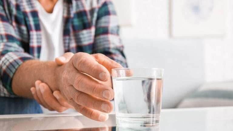 Avanços no tratamento da doença de Parkinson: tecnologia e esperança para pacientes no SUS -