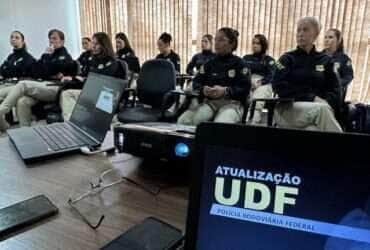 PRF forma primeira turma de policiais habilitados para o uso da Taser 10 - Divulgação