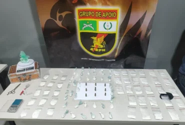 Polícia Militar prende dupla com 86 porções de cocaína em Várzea Grande