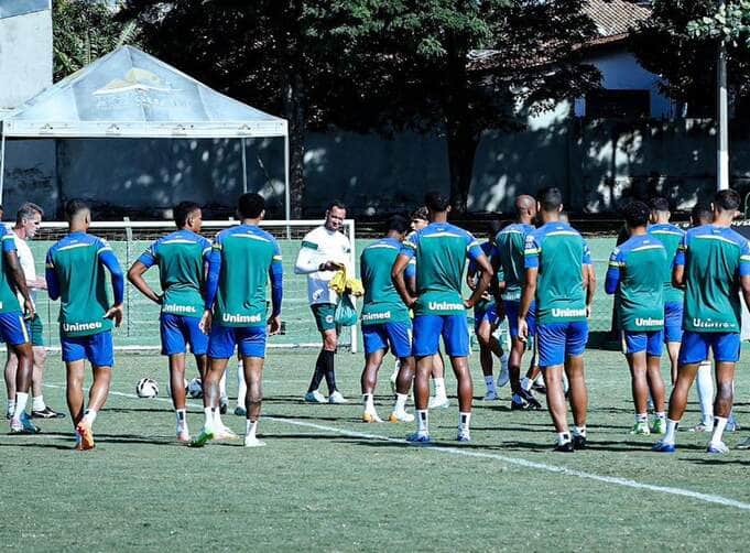 Paysandu x Goiás ao vivo: onde assistir, escalações e palpites para o duelo decisivo na Série B. Imagem: Divulgação Goiás Paysandu x Goiás ao vivo: onde assistir, escalações e palpites para o duelo decisivo na Série B. Imagem: Divulgação Goiás