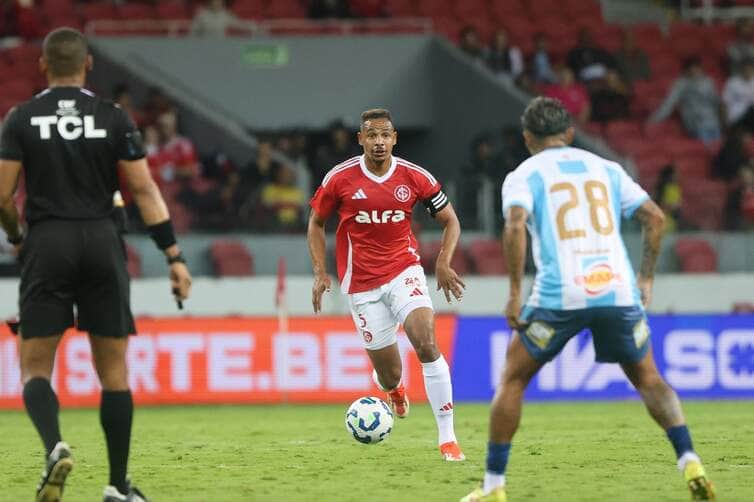 Inter encara o Maracanã-CE em jogo decisivo da Copa do Brasil: onde assistir e escalações. Imagem: Ricardo Duarte/SCI Inter encara o Maracanã-CE em jogo decisivo da Copa do Brasil: onde assistir e escalações. Imagem: Ricardo Duarte/SCI