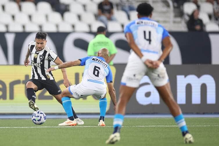 Capital x Botafogo: onde assistir, escalações e tudo sobre o duelo da Copa do Brasil. Imagem: Vitor Silva/BFR Capital x Botafogo: onde assistir, escalações e tudo sobre o duelo da Copa do Brasil. Imagem: Vitor Silva/BFR