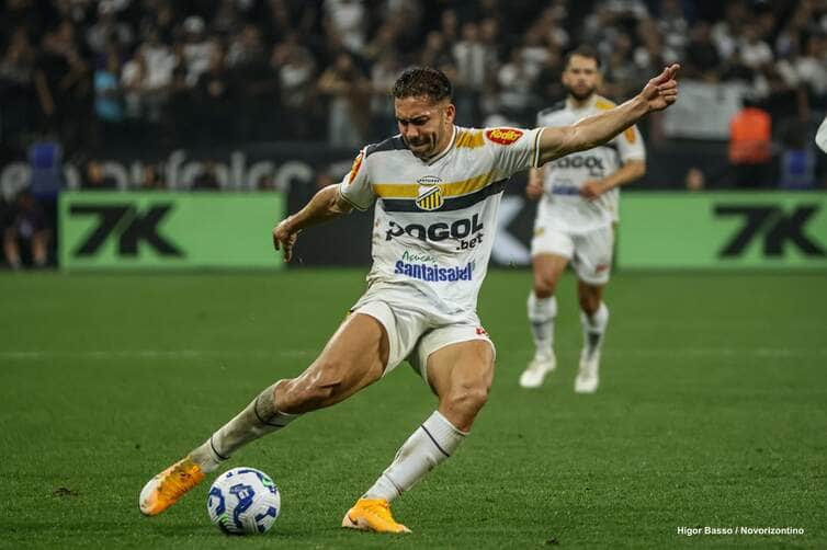 Novorizontino x Paysandu: onde assistir, prováveis escalações e como chegam os times para o duelo decisivo da Série B. Imagem: Higor Basso/Novorizontino