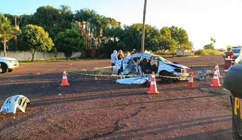 Moradora de Sorriso morre após carro atropelar capivara e bater em árvore na BR-163 84 Acidente aconteceu na madrugada deste domingo (11), Dia das Mães; vítima viajava com o marido rumo a Foz do Iguaçu e morreu no local