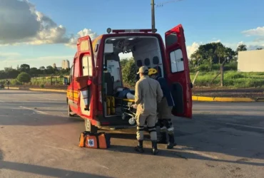 Motorista fica ferido após colisão entre carretas na BR-174 em Mato Grosso