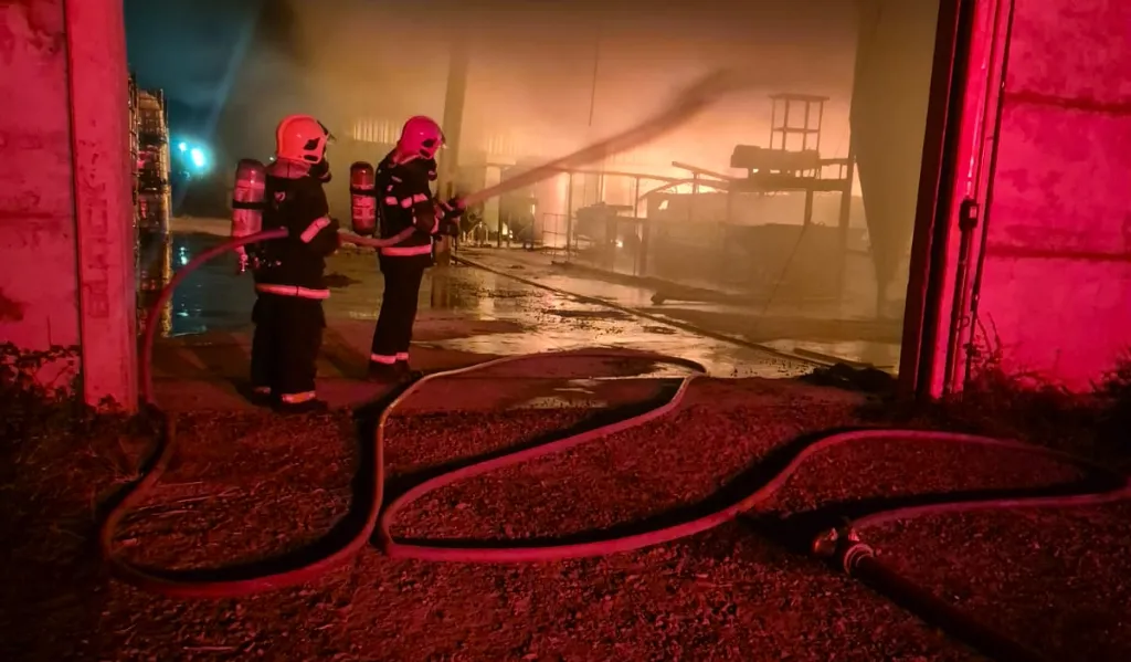 Bombeiros controlam princípio de incêndio com gás e patinete elétrico em Mato Grosso