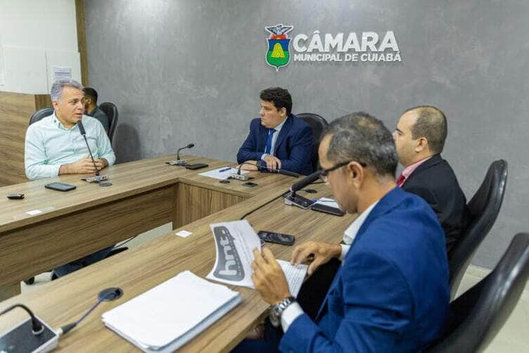 Cuiaba acelera recuperacao de vias rurais e urbanas diz secretario de Obras