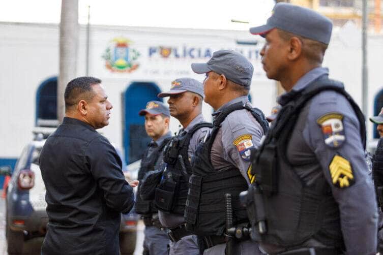 Cuiaba reforca seguranca no Centro Historico com operacao policial