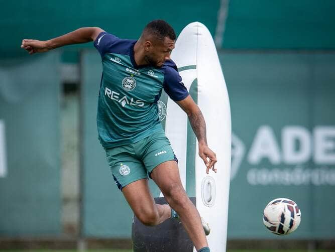 Criciúma recebe o Coritiba nesta segunda (26): onde assistir e prováveis escalações. Imagem: Gabriel Thá/Coritiba Criciúma recebe o Coritiba nesta segunda (26): onde assistir e prováveis escalações. Imagem: Gabriel Thá/Coritiba