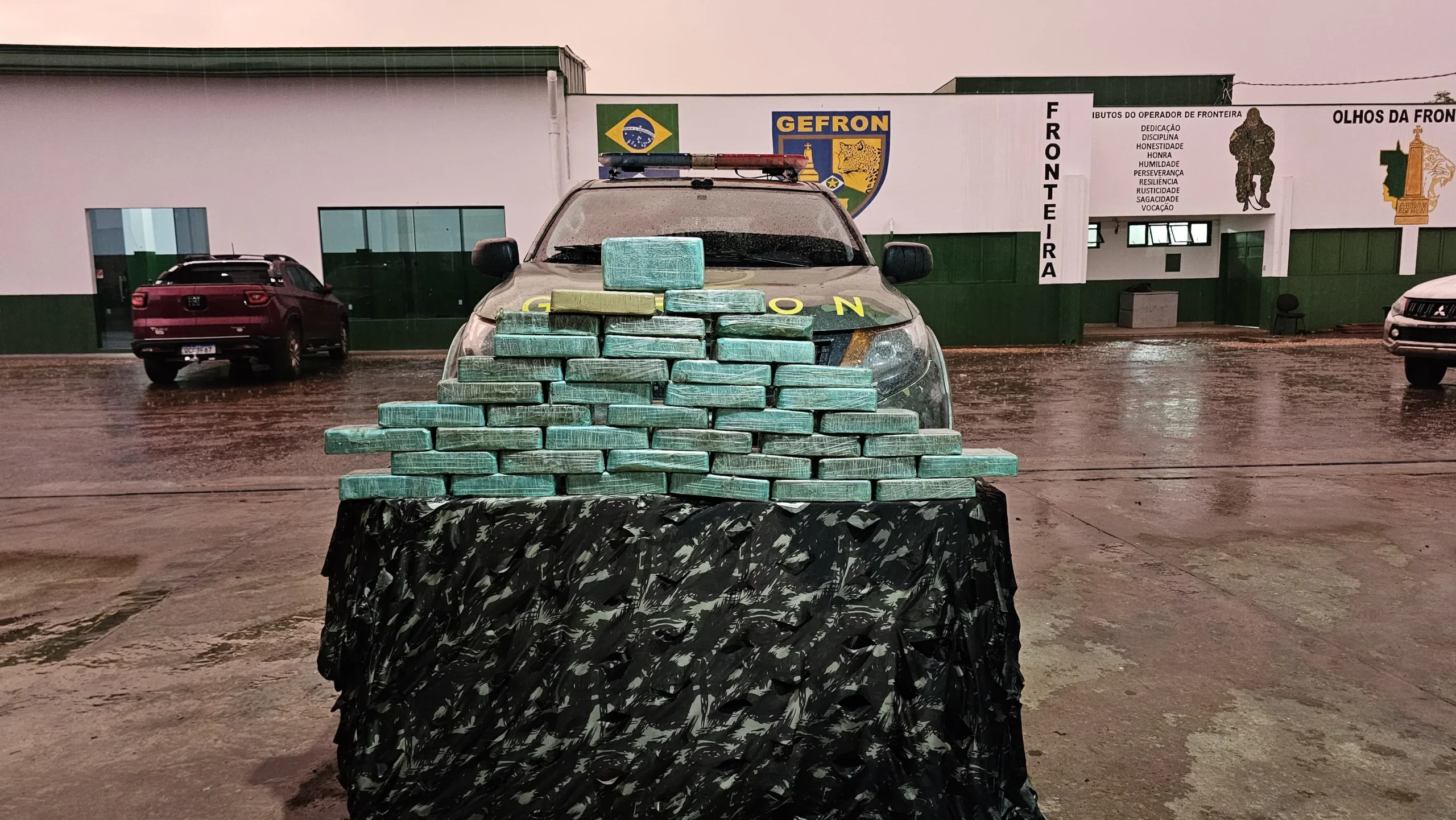 Gefron apreende 40 kg de pasta-base em Mato Grosso e causa prejuízo milionário ao tráfico