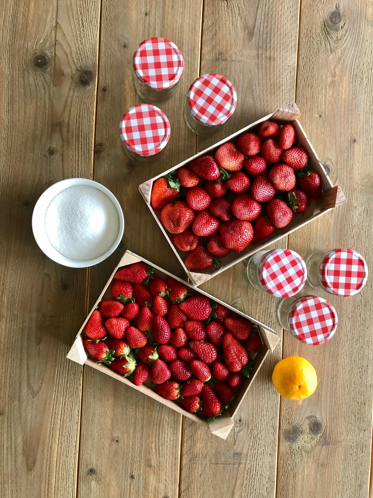 Geleia de Morango grossa e caseira: Só frutas vermelhas e açúcar! 91 Geleia de Morango.jpg
