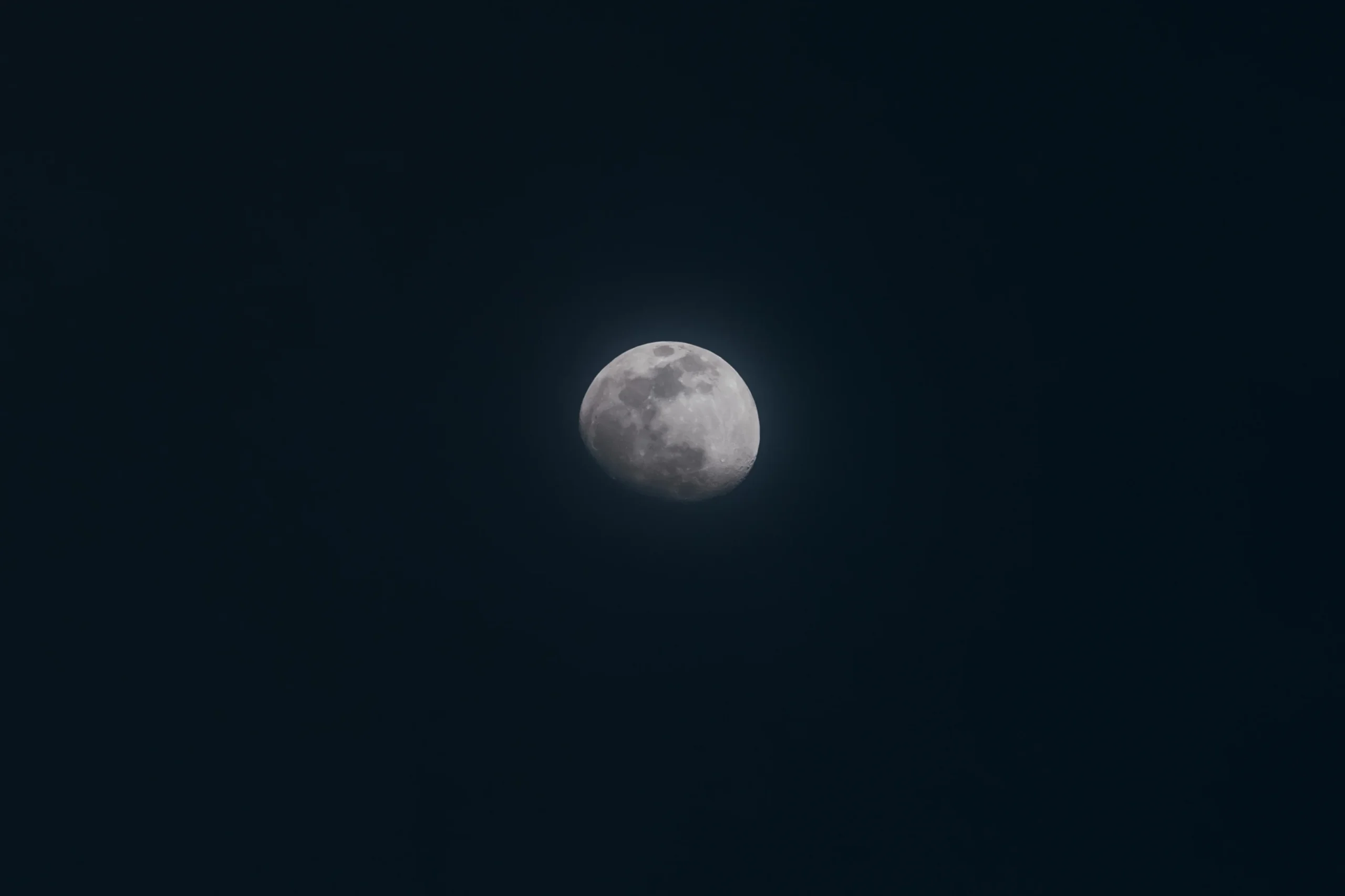 Lua Crescente 28 de maio - 10 de junho de 2025 80 Lua a noite