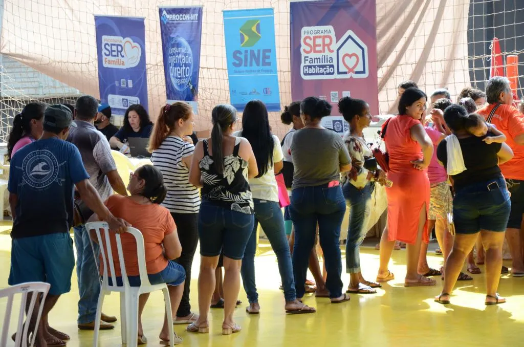 Mutirões levam serviços e doações a famílias em Nova Lacerda e Conquista D’Oeste