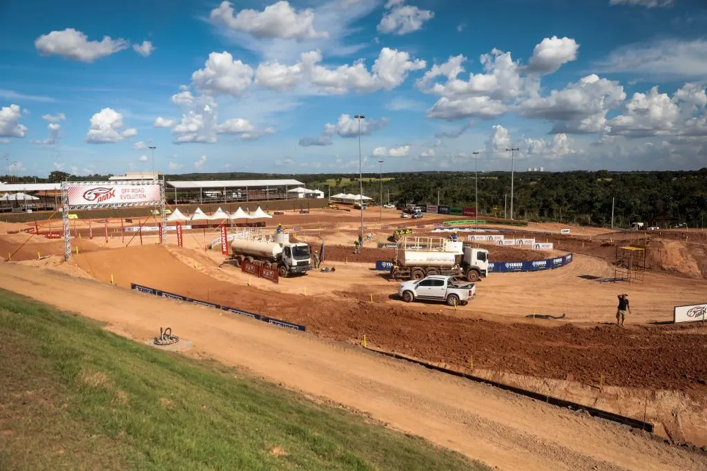 Linha especial de ônibus facilita acesso ao Campeonato de Motocross em Mato Grosso