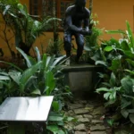 Placa homenageia 11 escravizados que reflorestaram Floresta da Tijuca