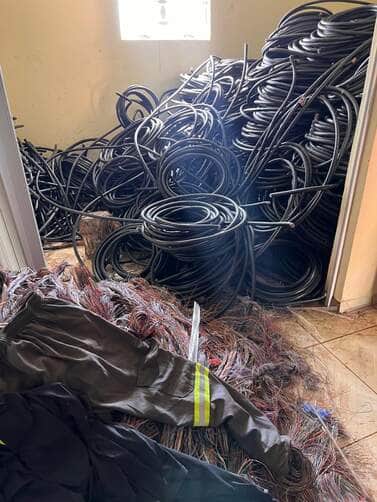 Policia Militar prende quadrilha que furtava fios de cobre e fibra optica em Juina