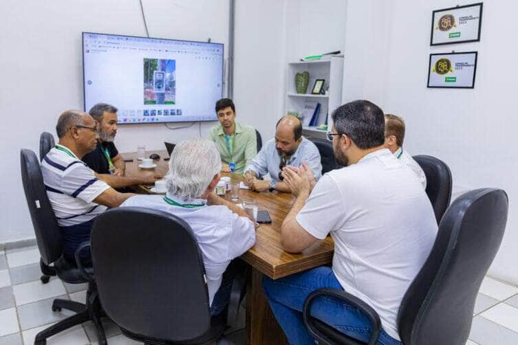 Prefeitura de Cuiaba vai regularizar energia eletrica nas 40 feiras livres da capital
