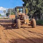 Prefeitura intensifica servicos de recuperacao e manutencao de vias nos bairros de Caceres